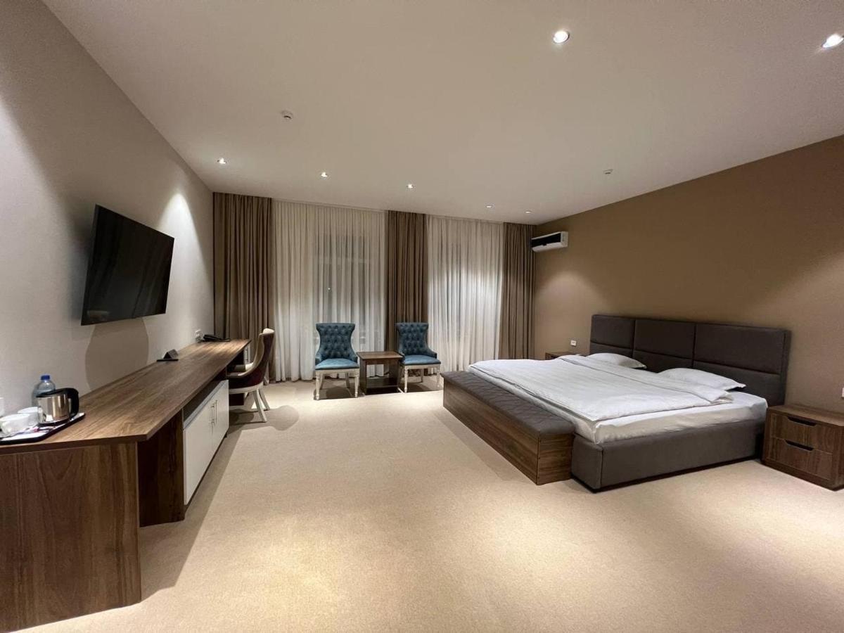 Pana Hotel Noukous Extérieur photo